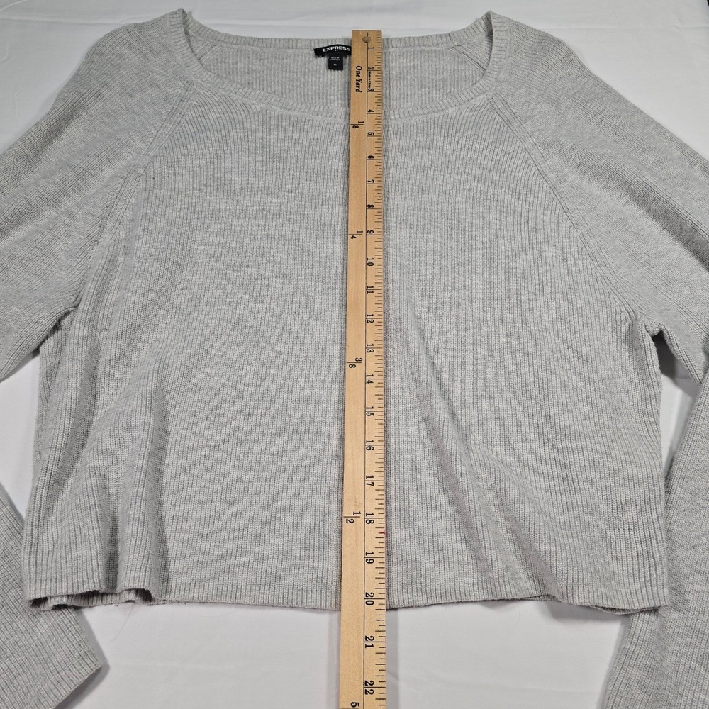 Express Womens Gray Ribbed Knit Cropped Cotton Sweater Scoop Neck Long Sleeve M - Picture 3 of 7